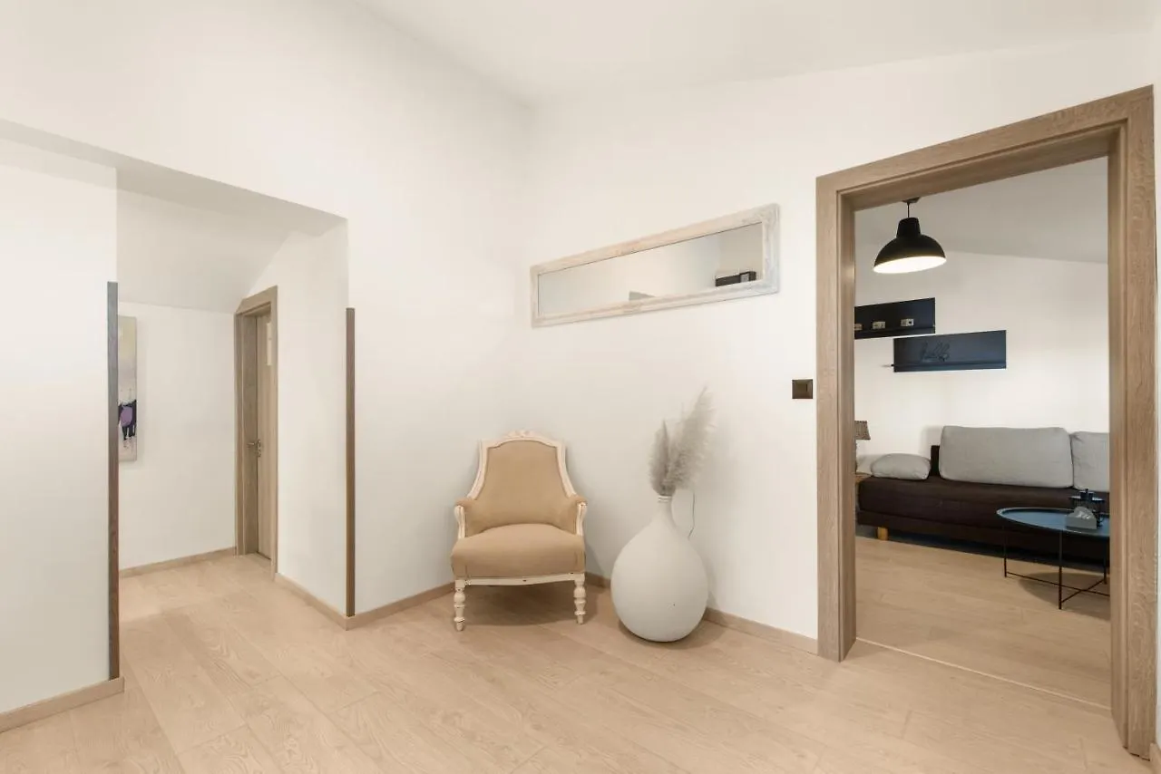 Apartman Dobrec Poreč 0*,  Kroatien